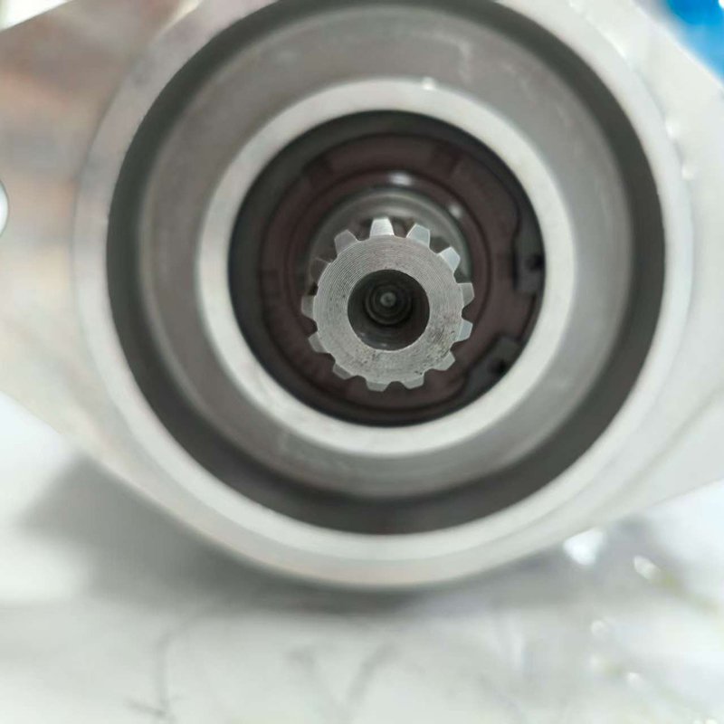 Eaton 70453 Series Variable Displacement Piston Pump - Image 3